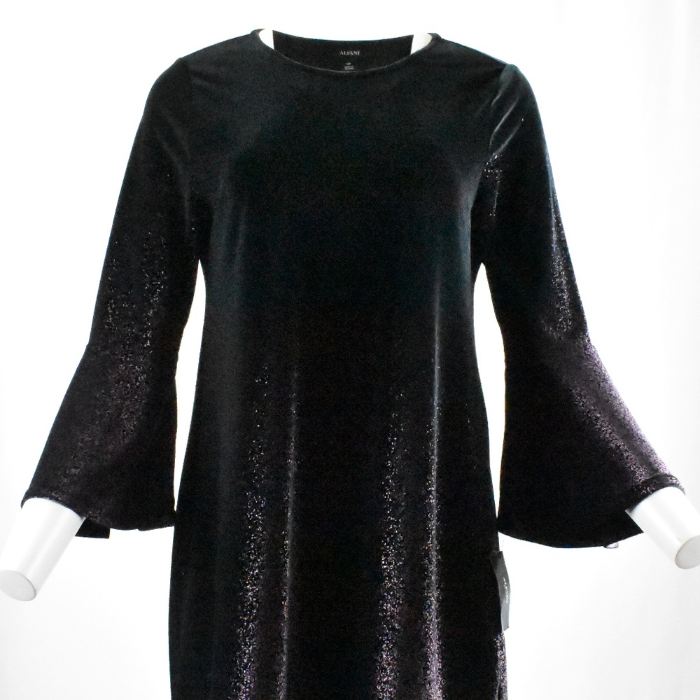 ! Petites Velvet Metallic Party Dress !